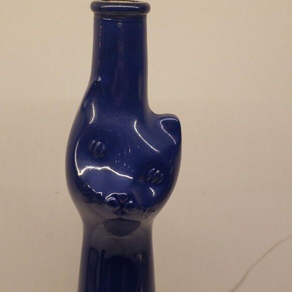 RHEINHESSEN Cat Decanter Navy Metalic Blue 13"h x 3"w - Picture 5 of 10